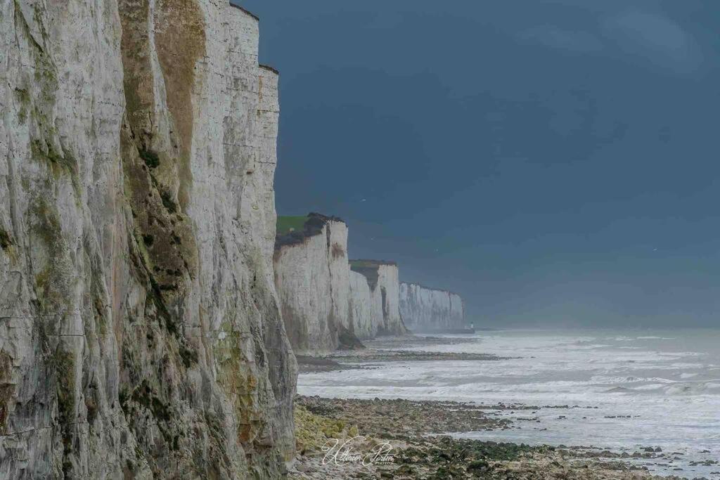 Pleine Face Mer Et Plage Ault Exterior foto
